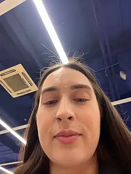 Holly_Play's cam snapshot