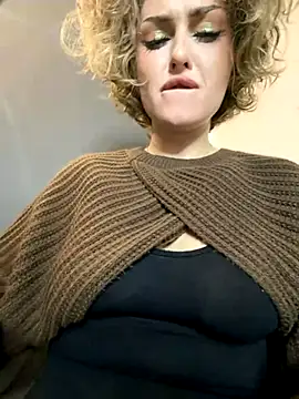 KellyKeler's cam snapshot