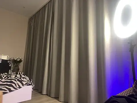 Molli_Luv's cam snapshot