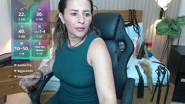 luciana_ballesteros_'s cam snapshot