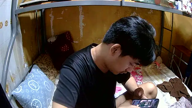 gaysucker6969's cam snapshot