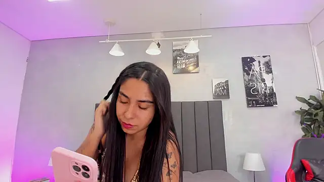 violet_and_myers live sex cam