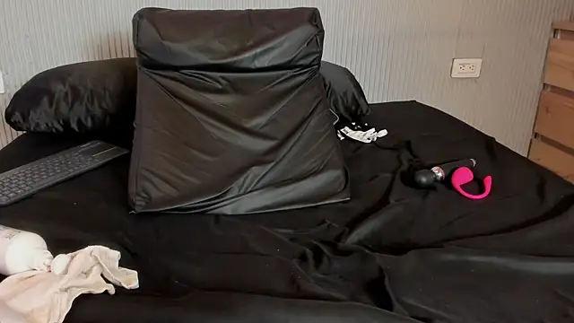 yeikafoxy's cam snapshot