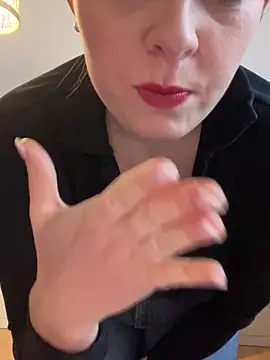 Chloe-taa live sex cam