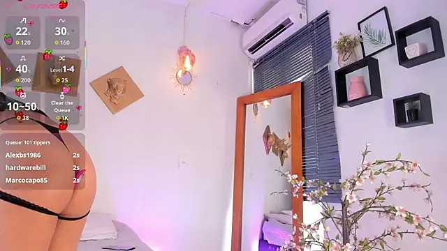 Aleexiiaa live sex cam