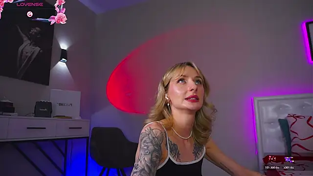 LeaCox_'s cam snapshot