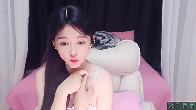 Coco-Sweetie live sex cam