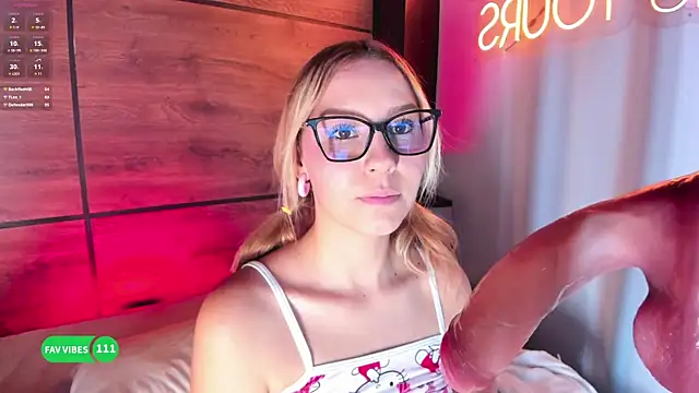 alyamonroe's cam snapshot