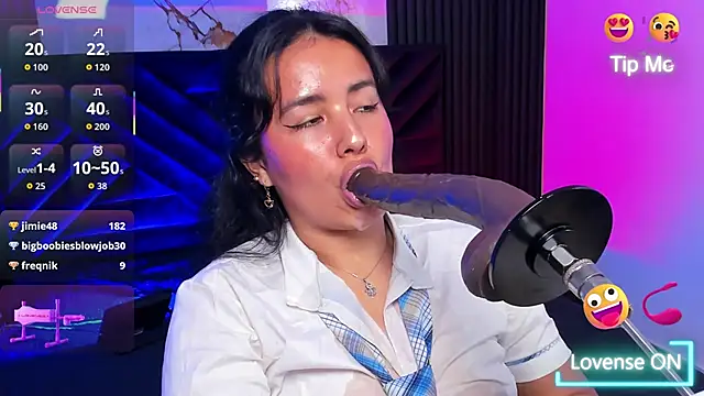 Lalalemoonds's cam snapshot