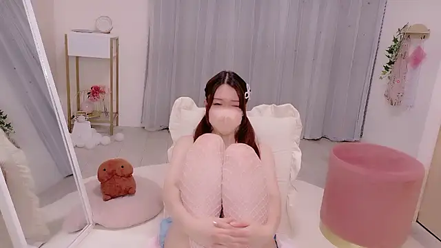 RIA_pipi's cam snapshot