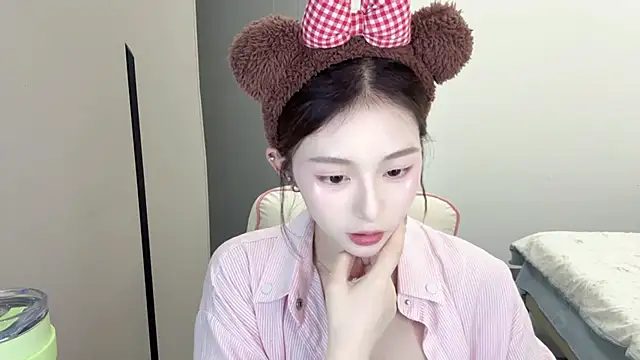 Cookie-oo's cam snapshot