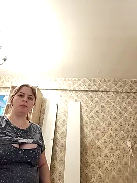 Cute_flower_fun's cam snapshot