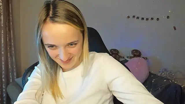 RouseReed's cam snapshot