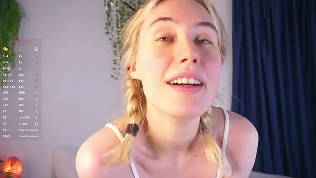 HoneyRay's cam snapshot