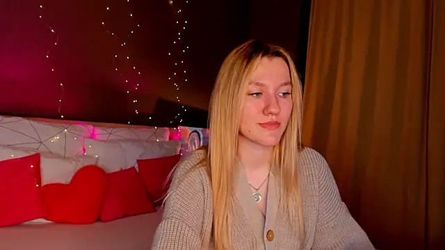 LinaRayy's cam snapshot