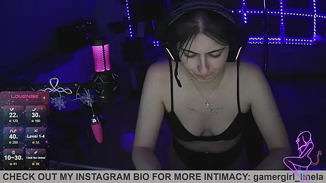 Gamergirl-Linela live sex cam