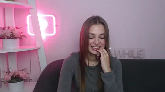 MilanaAngelAs live sex cam