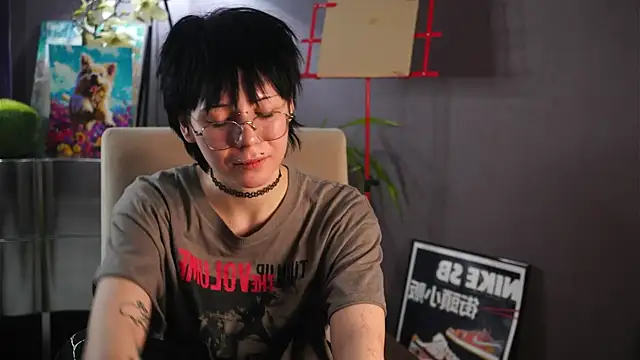 MiTeehee's cam snapshot