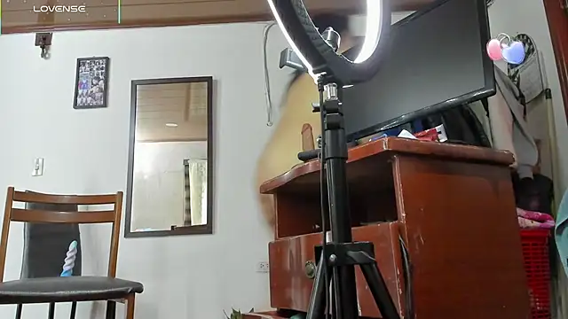 Rachell_111's cam snapshot