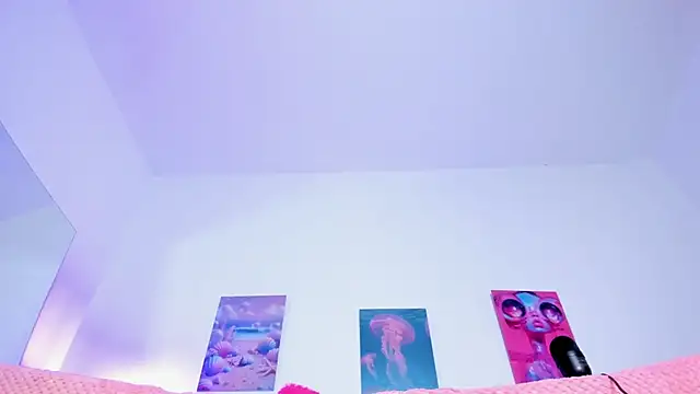 saray_rivas18's cam snapshot