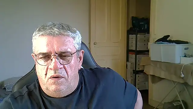 _hippo_'s cam snapshot