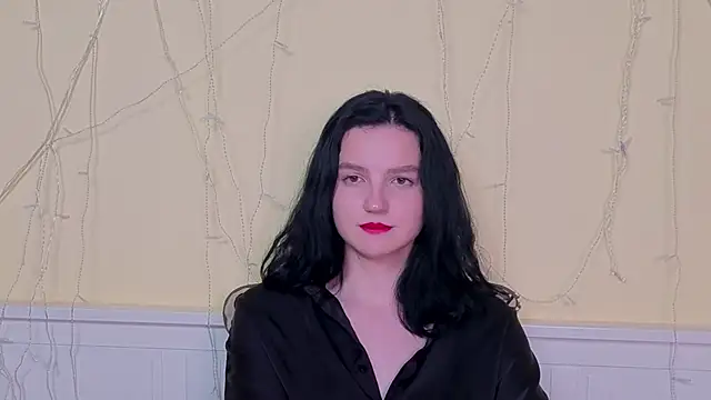 LatinaHuguenin's cam snapshot