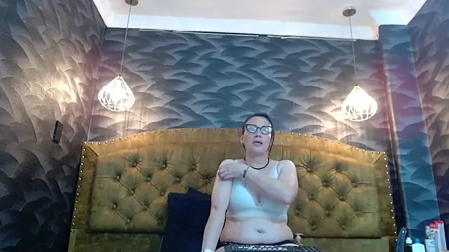 AvaNahomix's cam snapshot