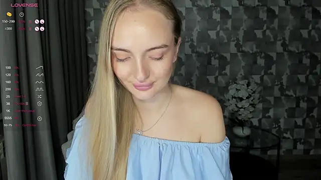 A_delina's cam snapshot