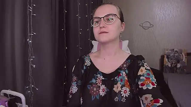 MissBrightShine's cam snapshot