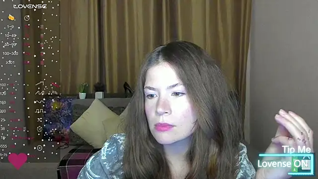 Alicia_redfollow's web cam