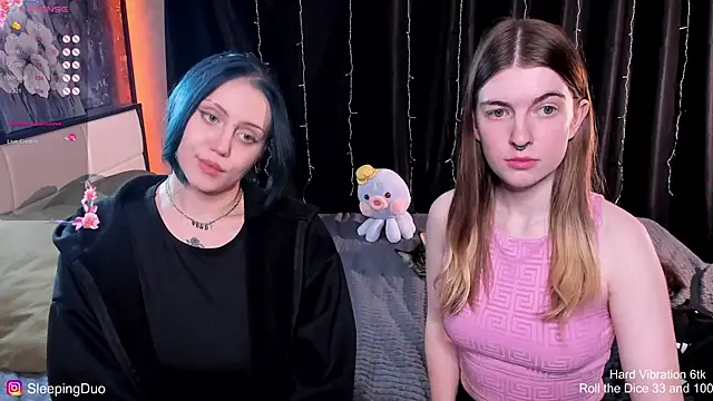 SleepingDuo's cam snapshot