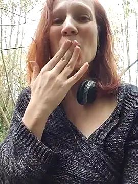 Exhibitionsplit live sex cam