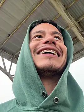 DominickVegas live sex cam