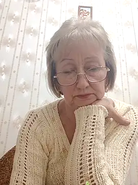 AlikaSwan5821's cam snapshot