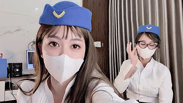 Mono-Stewardesss live sex cam