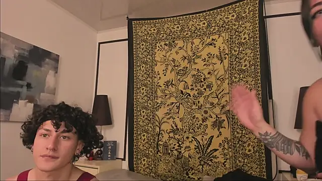 Aria_x_Orien live sex cam