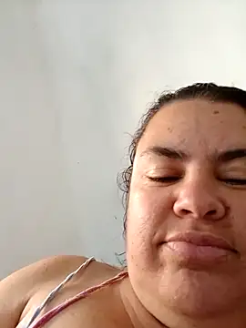 yaneth_'s cam snapshot