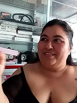 curvy_diva_'s cam snapshot