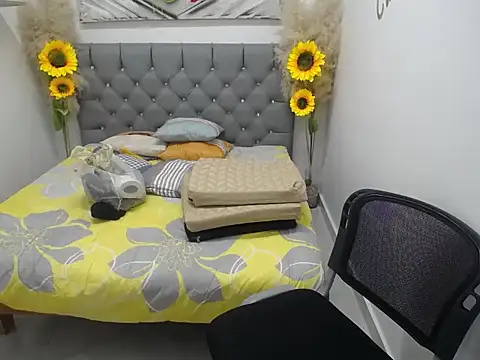 hotlesby_valery live sex cam