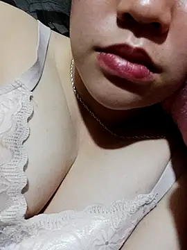 yelow-bee's cam snapshot