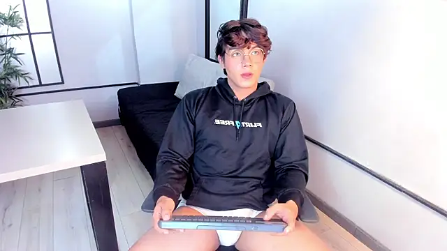 DyllanCooper's cam snapshot