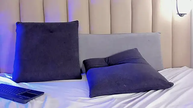 Vittoria__rossi's cam snapshot