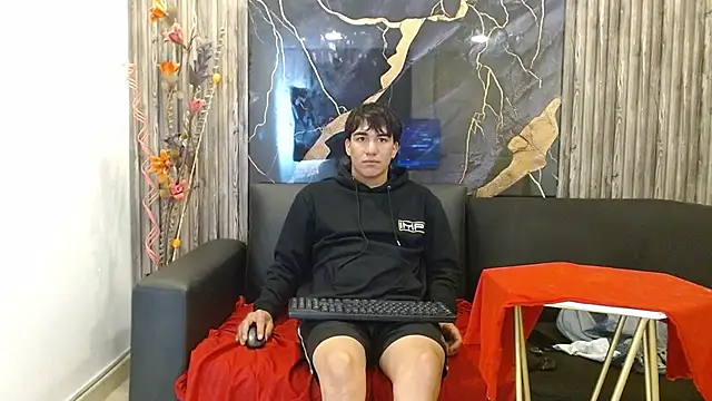 Tommy160920's cam snapshot