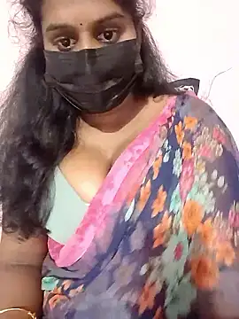 Keerthee_'s cam snapshot