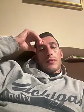 Gionnytav live sex cam