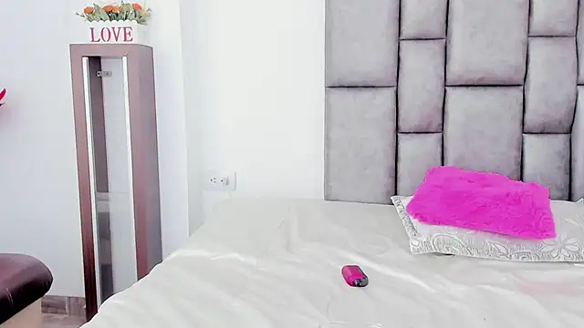 sarahhernandez's cam snapshot