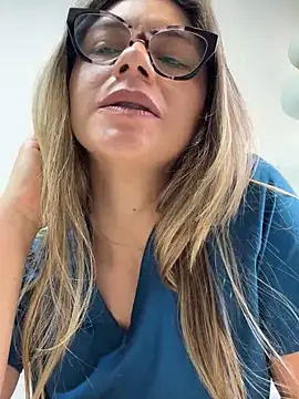 alicee16 live sex cam