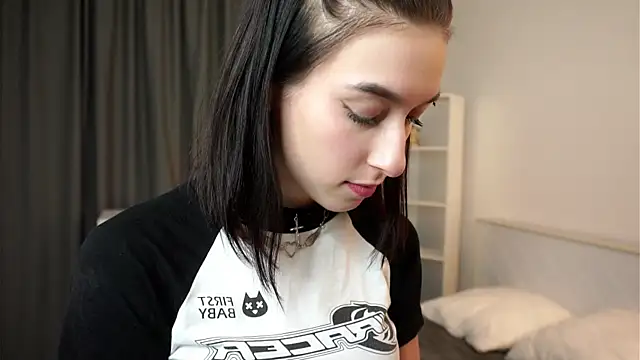 CharlettePriesmeyer's cam snapshot