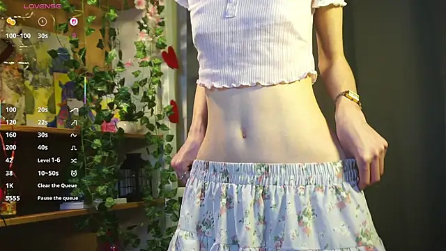 DeneenTurja live sex cam