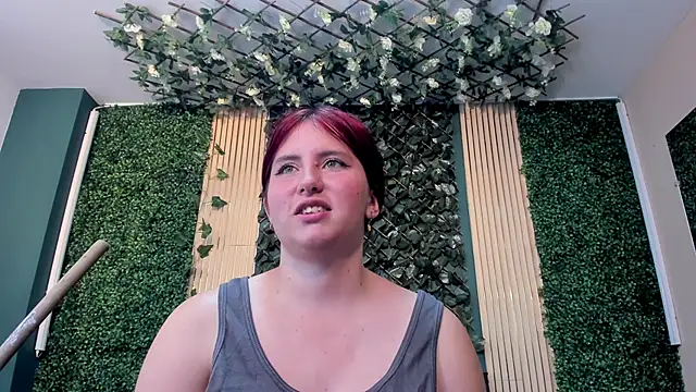 Lucy_and_Karoline live sex cam